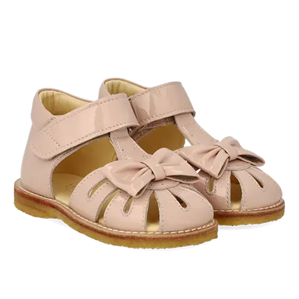 Angulus sandal