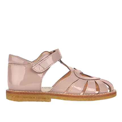 Angulus sandal